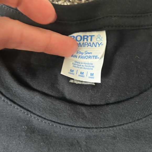 Barbie NWOT 60th Anniversary Fashion women’s t-shirt size medium - Picture 4 of 7